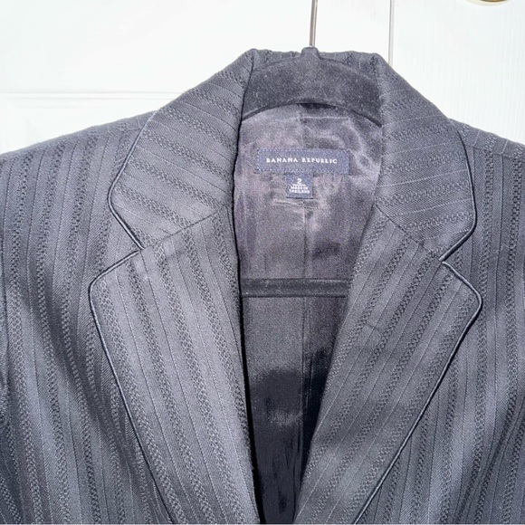Banana Republic Blazer - Picture 2 of 10